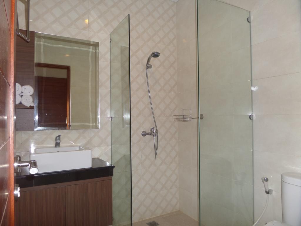 Royal Majesty Villas Kuta  Exterior photo